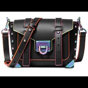 MICHAEL KORS MANHATTAN SMALL CONTRAST-TRIM CROSSBODY